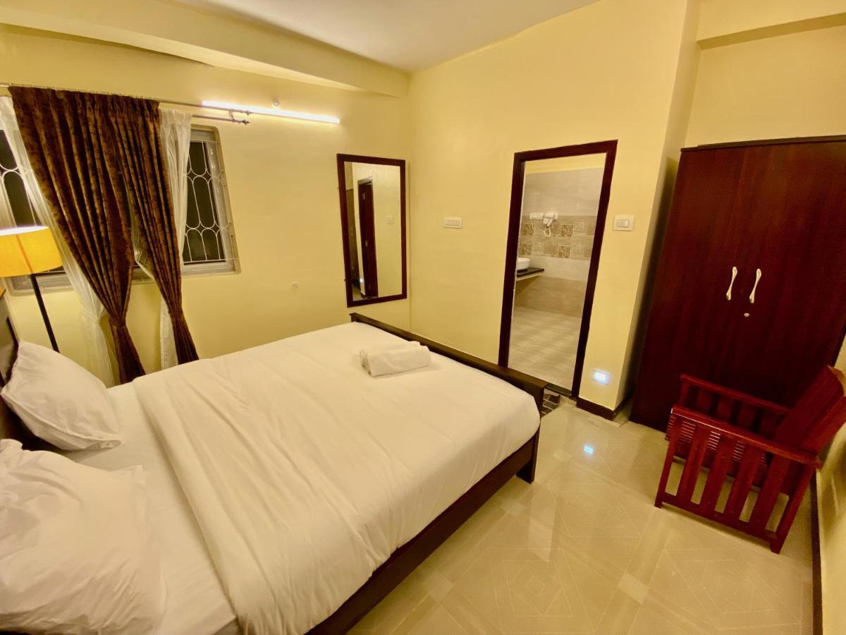 Aakash Rooms And Cottages, Ooty Eksteriør billede