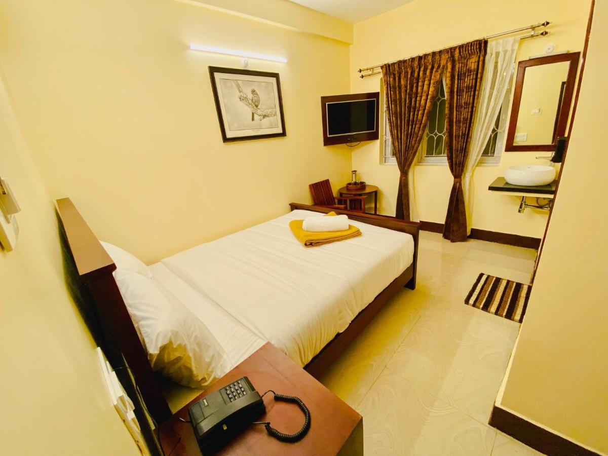 Aakash Rooms And Cottages, Ooty Eksteriør billede